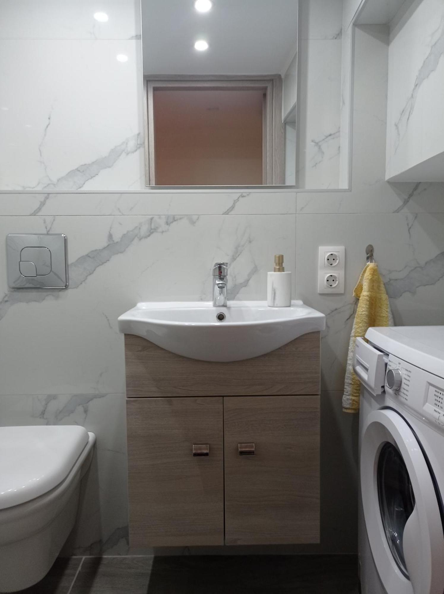 Minimal Two-Floor Apartment Thessaloníki Luaran gambar